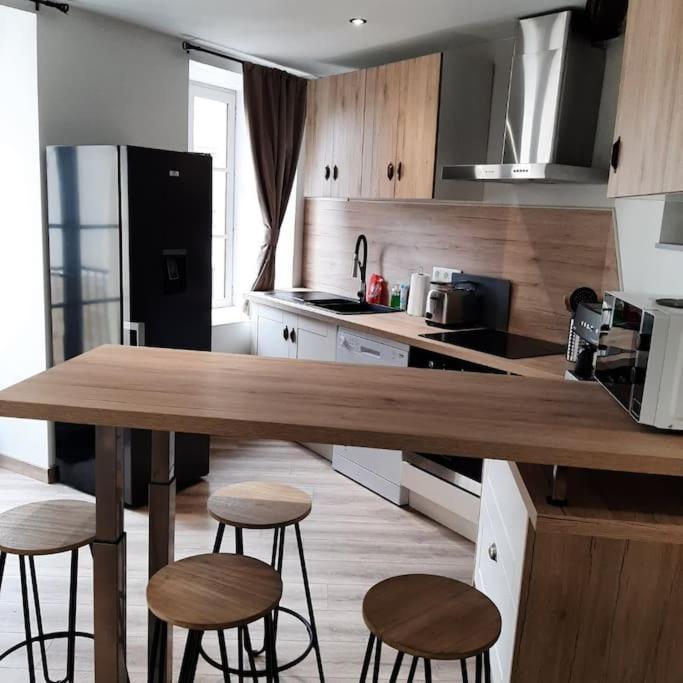 Maison De Ville Vic-le-Comte 외부 사진