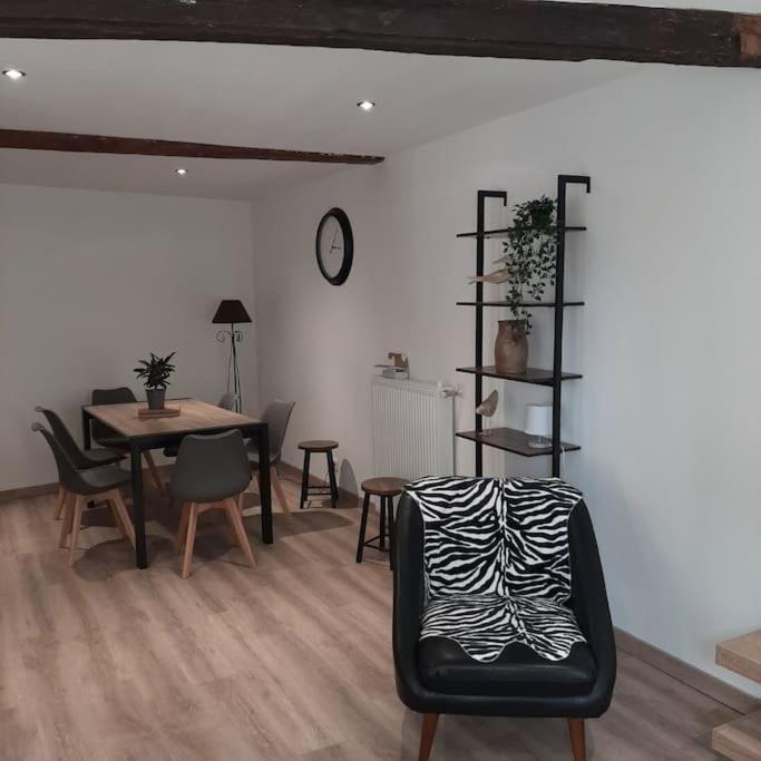 Maison De Ville Vic-le-Comte 외부 사진